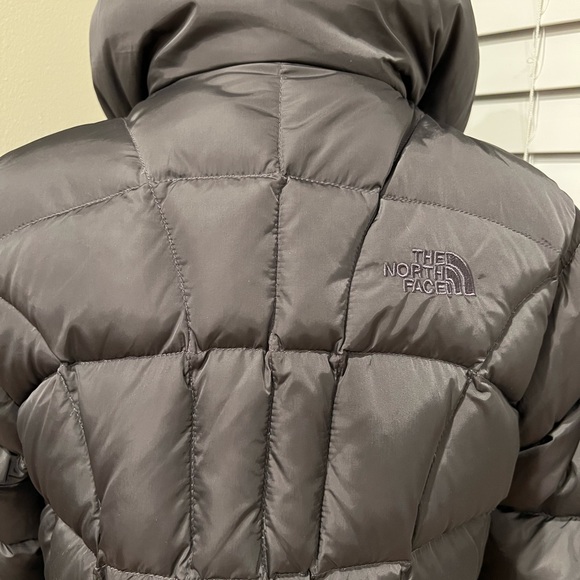 NEW $225 The North Face black gray tailored down filled winter coat XS S - Picture 5 of 9
